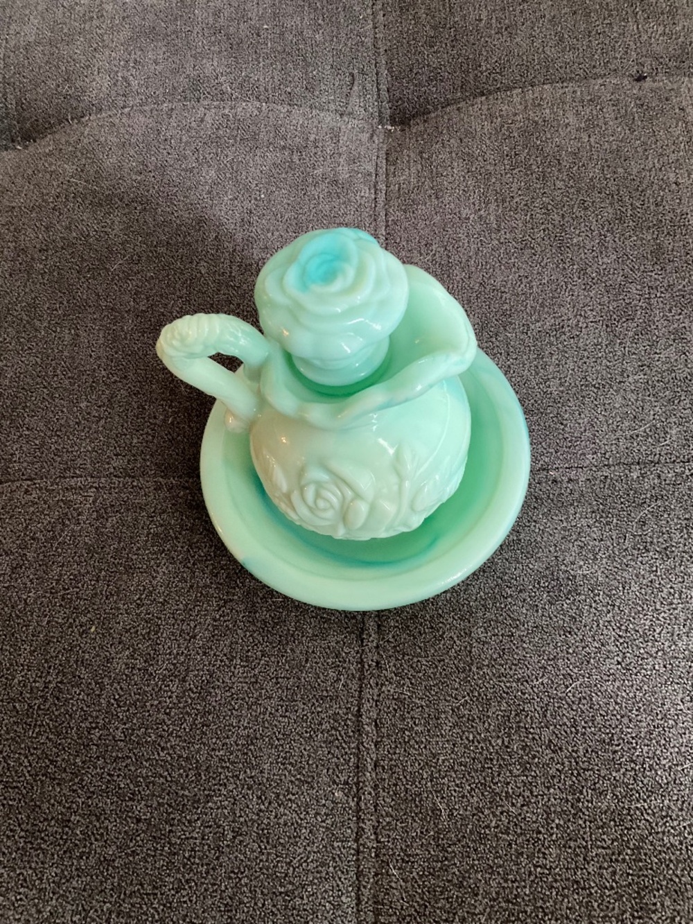 EUC Vintage 1970s Avon Green Jadeite-Type Milk Glass Pitcher Bowl Set